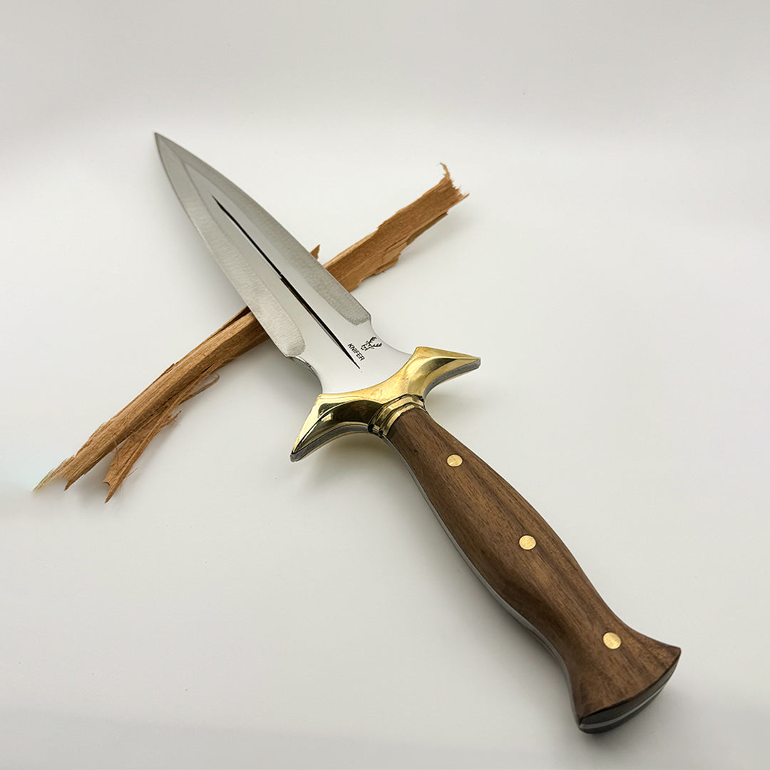 Golden Kama Hunting Knife