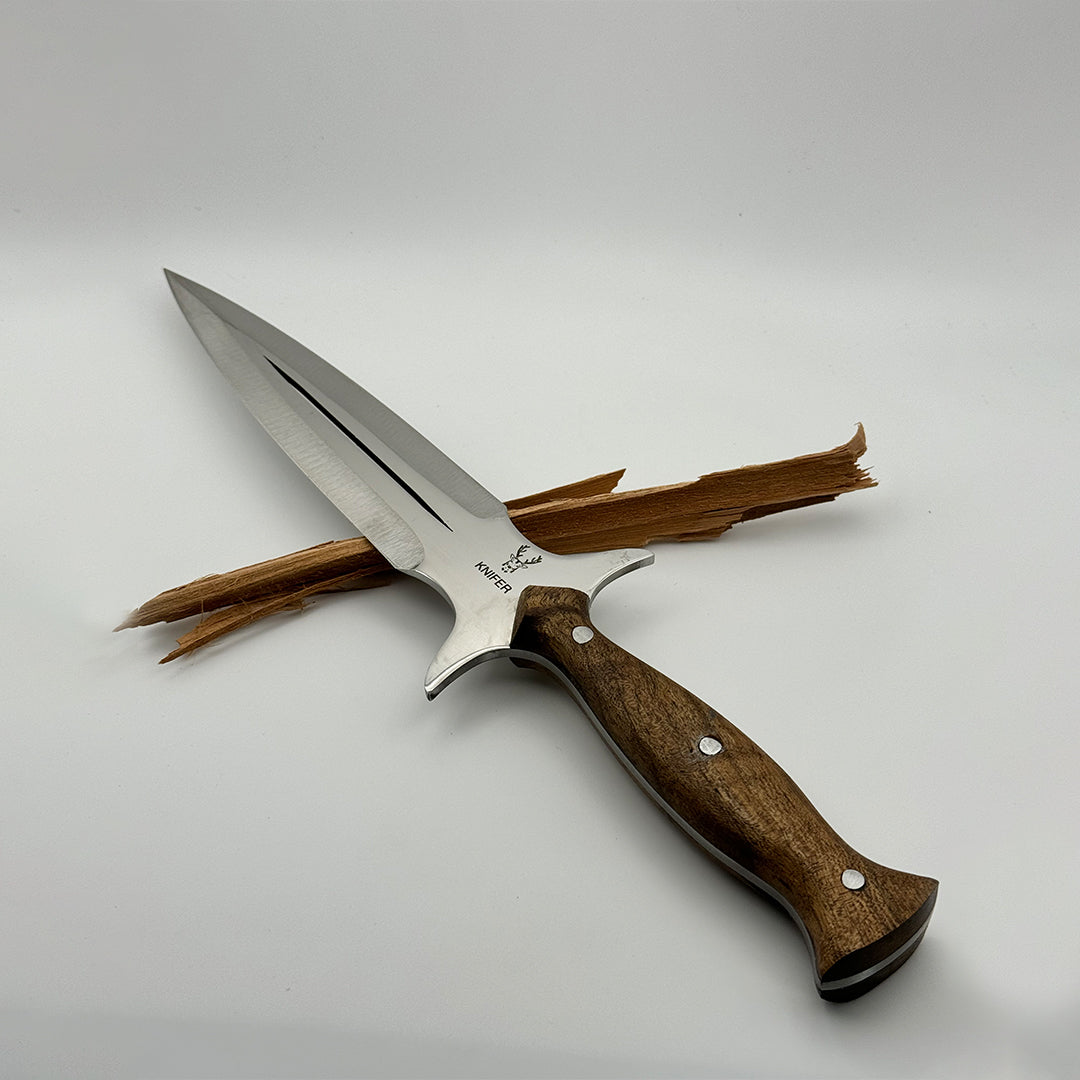 Ador kama Hunting Knife